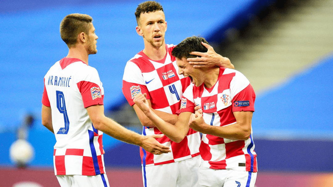 里昂内部会议纪要流出——集结日伤情更新;德甲使命明确;训练强度明显提升 -华体会全站